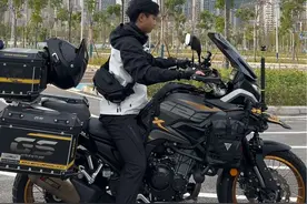 兄弟们主打一个听劝，还是骑adv拉力吧，腰不酸腿不疼了！能日行千里不带停了！真得劲！#机车 #adv拉力车 #凯越525x #凯越525x改装 #机车男孩视频封面