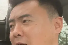 第一次去练车，教练就让我买香烟给他，我才不惯着他，必须投诉！视频封面