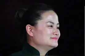 巫娜：“古琴并不只是高冷清幽的独奏乐器，它可以跨界，可以与这个时代，有更多更美好的相处方式。”#巫娜#巫娜缦学堂#古琴零基础教学#即兴演奏 #女性智慧@巫娜视频封面