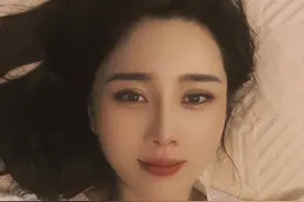 喜欢跟爱是不一样的，喜欢是荡秋千，可以自得其乐不需要别人的回应。爱是跷跷板，需要一个人坐在对面与你互动，贴近你内心的感觉。#喜欢你的理由视频封面