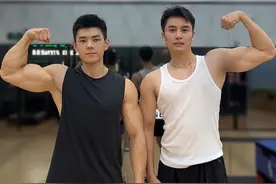 这个夏天准备好和你的肌友一起加入我们吗？#夏日乐挑战#lululemon #逆袭#健身搭档视频封面