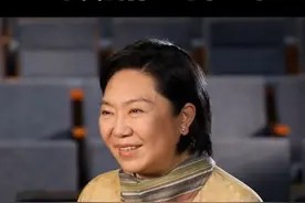 #中国国家话剧院 做戏剧首先要有人民性，从人民的立场出发，从中国的表演艺术精神出发，创作观众喜欢的作品。 #大有风尚 #大有学问 #北京法源寺话剧 #话剧苏堤春晓视频封面