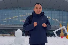 家乡宜昌下大雪了#宜昌#大雪#陈行甲 #保持热爱奔赴山海#你的城市下雪了吗 @宜昌文旅