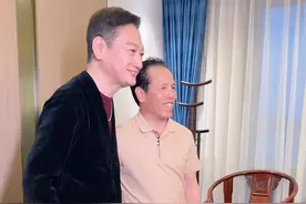 感谢浪登邓总邀请，跟陶大宇同台互动…#企业老板 #活动现场 @浪登-老邓 @陶大宇视频封面