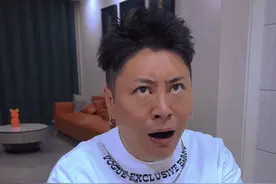 盲人看恐怖小说： #内容过于真实视频封面