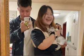 胖瘦都没关系我会永远在她身边 她想吃好吃的就做给她吃 她想瘦的时候就努力陪她瘦#夫妻 #爱情 #变瘦变美变好看 #逆袭 #胖子都是潜力股视频封面
