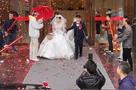 广东潮汕女孩远嫁广西贵港桥圩，这可能真的是嫁给了爱情了吧视频封面