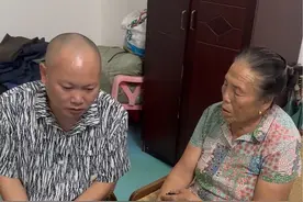 闲着也是闲着，咱就这么玩！#看完不笑算我输 #光头文 #意想不到的结局 #海南生活 #摩的司机视频封面
