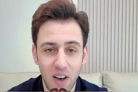 一个外国人眼中，中国保险到底有多牛？ #众民保爱国广告 #众民保 #众安保险 #外国人在中国 #老外视频封面