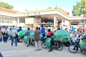 瑞丽姐告口岸所见景象 #国门即景视频封面