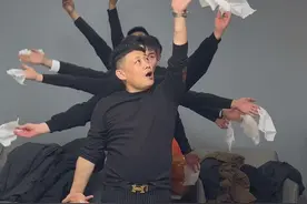 有趣的灵魂带着一帮有趣的人#致青春男团 #独一无二舞蹈#年会舞蹈 #舞蹈教学 #草木哥原创舞者视频封面