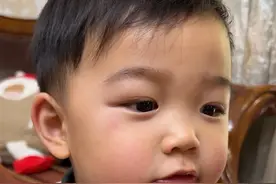 一家人被安排的明明白白的😅 #萌娃 #童言童语 #人类幼崽的800个心眼子视频封面