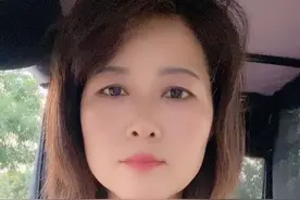 你知道联通132号段多少年了吗？132号段发布于2004年，距今已有21年，初期兼容3G网络，现已支持4G/5G网络，用户无需更换号码即可享受高速网络服务。该号段属于中国联通自有资源，与130、131等同属早期号段序列，也是联通第三个以13开头的号段。 132号段因其早期发放和数量有限而具有一定的珍贵性和收藏价值。#中国联通 #靓号自选#三连号#顺子号#联通靓号视频封面