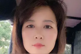 你知道联通132号段多少年了吗？132号段发布于2004年，距今已有21年，初期兼容3G网络，现已支持4G/5G网络，用户无需更换号码即可享受高速网络服务。该号段属于中国联通自有资源，与130、131等同属早期号段序列，也是联通第三个以13开头的号段。 132号段因其早期发放和数量有限而具有一定的珍贵性和收藏价值。#中国联通 #靓号自选#三连号#顺子号#联通靓号视频封面