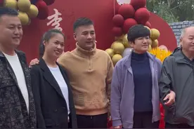 你说过做个太阳，照亮自己，温暖他人 你做到了。一年又一年，一秋又一秋姐妹们，还记得这是哪个秋吗？#情感共鸣 #愿你成为自己的太阳 #秋天