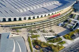 这是全国最大的高铁站，广州白云站#中国高铁#广州#广州白云站#内容启发搜索