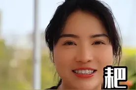 天气冷今天就吃个烧耙泥鳅吧～果然用土泥鳅做出来的这道菜，外酥里嫩，软烂脱骨，莴笋脆嫩，又要多吃两碗米饭！#妈呀太香了 #美味下饭菜 #泥鳅的家常做法视频封面