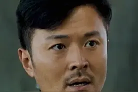村民们经常欺负的挑粪老头 真实身份竟是中央要找的少将视频封面