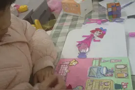 #变声 #自制安静书 #爱做手工活的小姑娘 小盆友又来玩安静书了