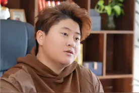 职场当中有人给你送礼，不是你想不收就不收的。三种情况需要酌情处理。#人际交往的智慧 #职场干货 #送礼 #人际关系  #职场那些事