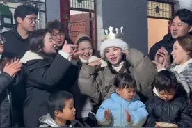 小八过生日太安逸了，波波还偷偷给弟弟准备惊喜 #总有些惊奇的际遇 #生日快乐 #农村酒席视频封面