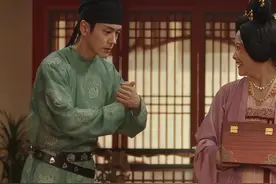 刘畅为何钟爱这只鸟？听记者@双人呈行  连线中国传媒大学教授李楠深度解读@电视剧国色芳华  @魏哲鸣Miles（记者：柴嘉欣 魏思慧）  #国色芳华 #魏哲鸣 #刘畅 #传统文化 #文化输出
