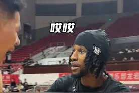 moon又进化了 好胜心一上来每球必争比赛也会变的火药味十足 真痛快 #Moon王秋男VS孟博龙李瑞#星街战百分大战视频封面