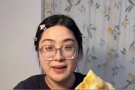 就吃一张饼👀 今天吃的太好了🥹#美食 #vlog日常 #抖音美食推荐官 #抽象 #减脂餐