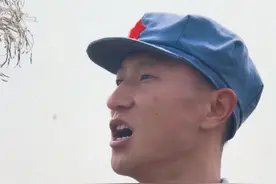 我们于清明，共赴一场跨越时空的缅怀#清明节 #最可爱的人 #向英雄致敬 #缅怀先烈 #阿嬷视频封面