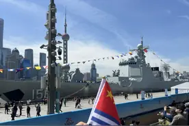 首艘国产052D型导弹驱逐舰-淄博舰 上海北外滩展视频封面