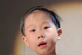 送给每一个即将毕业的人…… #毕业季 #人类幼崽到底有多可爱 #童声翻唱 #凤凰花开的路口翻唱挑战 @抖音创作者中心 @抖音短视频 @抖音热点 @抖音亲子 @DOU+上热门 @DOU+小助手视频封面