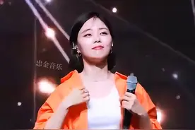 #伤感音乐 #来生再去拥抱你 #歌词句句入心 #听哭了多少有故事的人视频封面