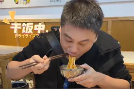 果然西安的肉夹馍是不一样的！#星引力计划 #天儿冷吃点啥 #美食探店 #美食计划