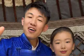 你内蒙古的好朋友，阿古达木和小徒弟白珺安为你们献唱最经典的内蒙歌曲<敖包相会>！欢迎来到内蒙古！视频封面