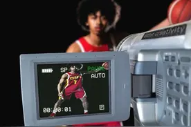 开拓者在U19世界杯比赛中发现了表现出色的杨瀚森，这一次U19世界杯首场国青惜败加拿大男篮，朱正全场发挥出色19分3助攻3抢断，他的表现会让NBA球探眼前一亮吗？如果没有朱正，不敢想这次U19世界杯我们的后卫线有多惨#朱正 #u19国青 #u19男篮世界杯视频封面