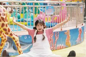 去游乐园这么拍超有生命力！ 游乐园拍照📷不知道怎么摆动作，看这个视频就够啦！ #元气少女 #拍照姿势 #胶片写真 #抖音摄影美学大赏 #摄影教程