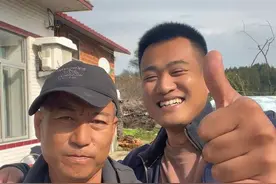 父子合唱 录视频呢我爸控制不住整两句哈哈#爱江山更爱美人 #无声卡清唱 #父子同框视频封面