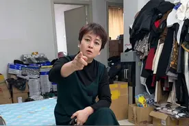 #婆媳 #记录真实生活  真厉害 外卖下大雪 穿高跟鞋就来了。不是摔了吗视频封面