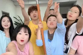 盛多少吃多少，太好玩了 #办公室游戏 #趣味游戏 #团建游戏视频封面