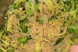 粉丝这样拌超级好吃，这绝对是粉丝的神仙吃法，赶紧都去做，一口接一口的停不下来#凉拌菜 #肉沫粉丝 #人间美味 #凉菜系列 #美食分享视频封面