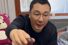 这下坏了病毒上不去了，智商又占领高地了 #玩个很新的东西 #是时候展现真正的技术了 #意想不到的结局 #生活需要点乐趣 #这操作都看傻了视频封面
