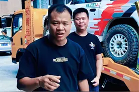 三菱帕杰罗EVO天花板，懂得人自然懂#三菱帕杰罗 #v55evo#战神evo #帕杰罗改装 #爱越野爱生活视频封面