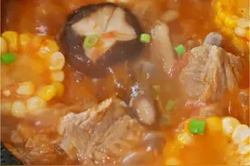 炎炎夏日食欲差，孩子和你就煲这锅番茄排骨汤，简单到一看就会！汤鲜味美巨开胃#儿童美食#番茄汤#番茄排骨汤 #营养搭配视频封面