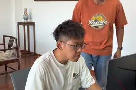 不做别人的天命人，做自己的真大圣#让老外感受中国文化 #老外  #黑神话悟空视频封面
