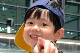 吵架系列之河豚🐡是谁 #陪你长大陪你看世界 #晒出越养越上头的人类幼崽 #小米小宝视频封面