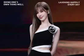 王心凌微博音乐盛典 荣获年度热度歌手奖，心凌真的一直一直都没有变，还是那么的甜美可爱，热爱自己的音乐事业#王心凌 #王心凌绝美瞬间 #王心凌年度热度歌手奖