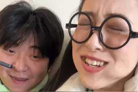 外卖员评价长相3.0，我真受不了了到底咋办啊！！ #女大学生 #反差 #听劝改造视频封面