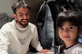 老外日常辅导孩子作业 老师说回来让爸爸妈妈检查作业，幼儿园就开始这么卷莱吗？斗嘴日常，一本正紧的教育混血幼崽，哈哈哈哈哈哈哈哈哈哈，文化输入中#萌娃 #内容过于真实 #骗你生女儿 #夫妻日常 #搞笑