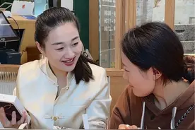 19岁 女保姆 省下 3万 生活费 没想到小红把每一笔支出都记的这么清楚，上个月还为我省下来三万多生活费，出门还想着给我拿拖鞋，真的太有心了。#记录真实生活 #vlog #日常vlog视频封面