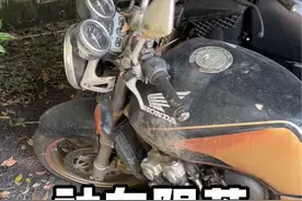 神车陨落，谁来拯救它…#本田cb400 #摩托车 #经典老车 #机车 #保持热爱视频封面